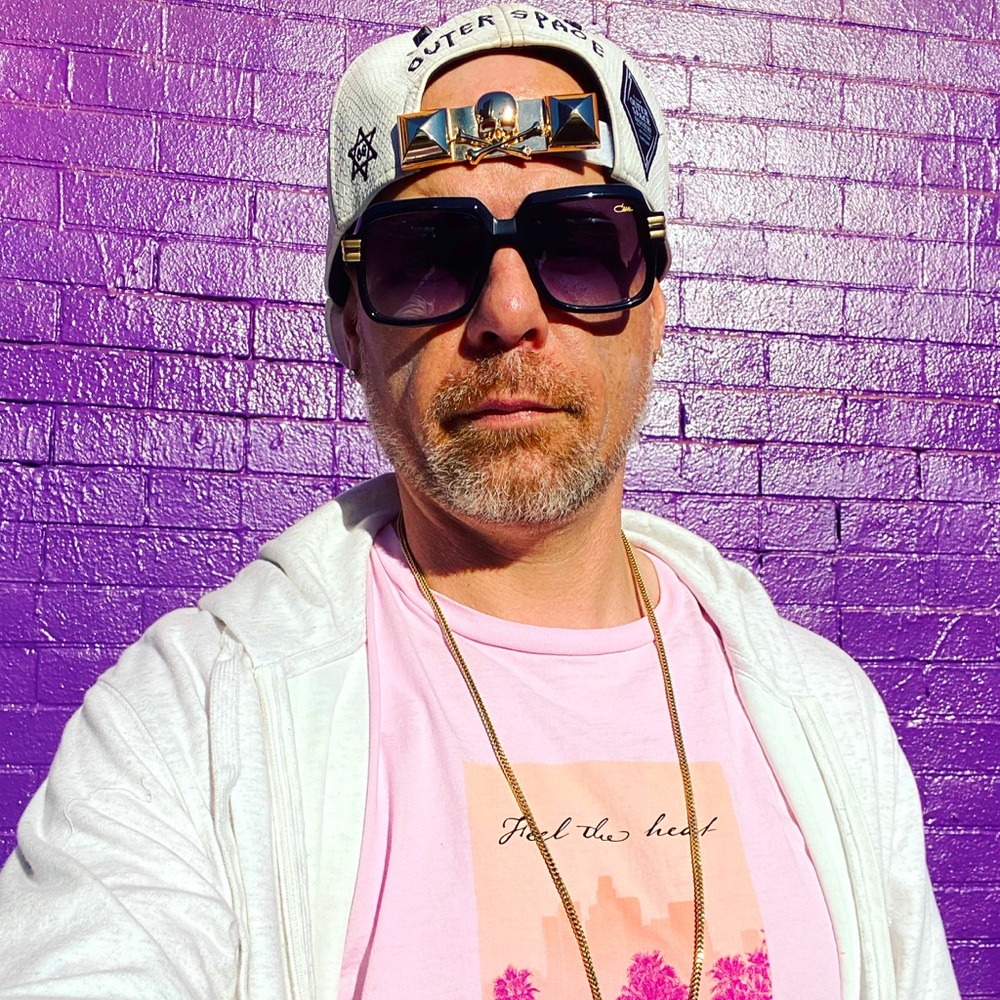 Meet your Posher, Jay